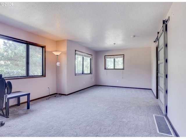 7905 Sw 184TH Ave, Beaverton, OR 97007