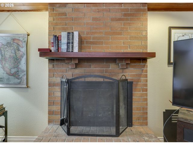 7905 Sw 184TH Ave, Beaverton, OR 97007