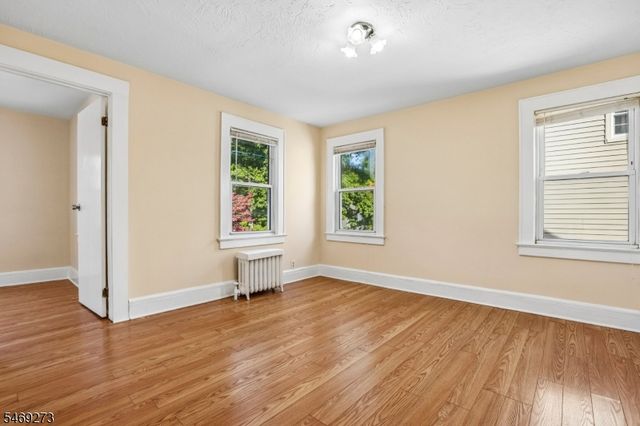 163 Maple St, West Orange Twp., NJ 07052