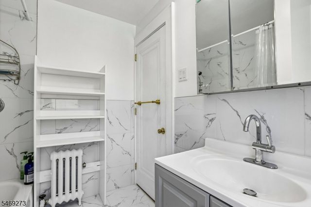 163 Maple St, West Orange Twp., NJ 07052