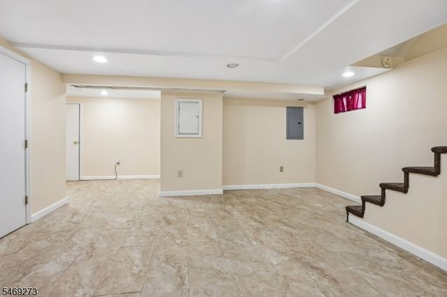 163 Maple St, West Orange Twp., NJ 07052