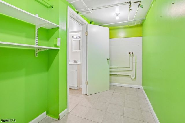 163 Maple St, West Orange Twp., NJ 07052