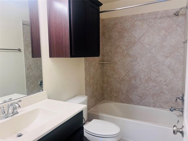 18911 Morant Bay Drive, Richmond, TX 77407