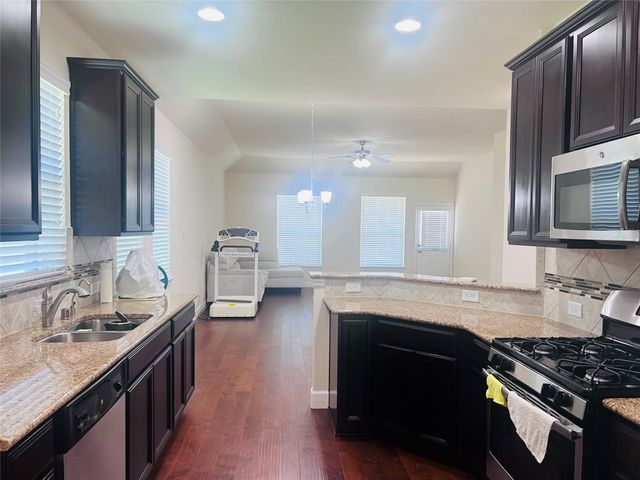 18911 Morant Bay Drive, Richmond, TX 77407
