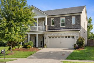 5541 Mulligan Ct, Hermitage, TN 37076