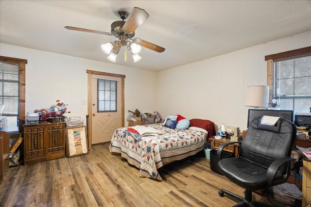 4927 W Hwy 67, Glen Rose, TX 76043