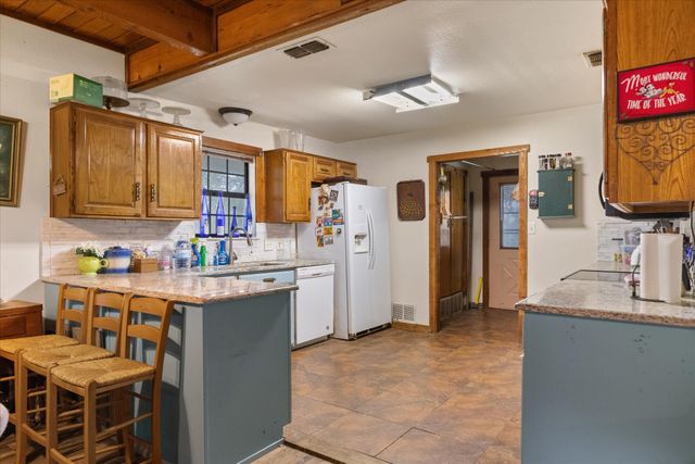 4927 W Hwy 67, Glen Rose, TX 76043