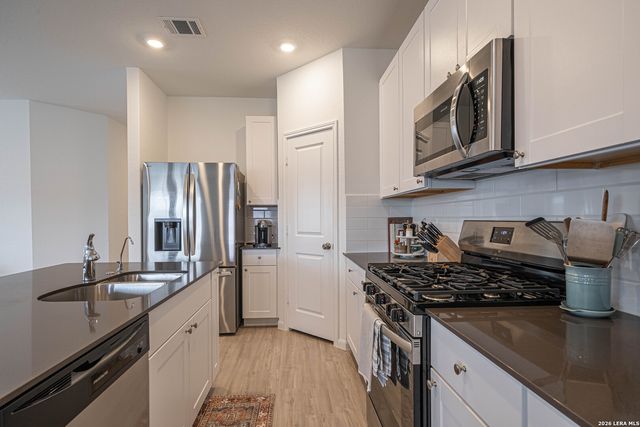 31832 Christmas Rose, Bulverde, TX 78163