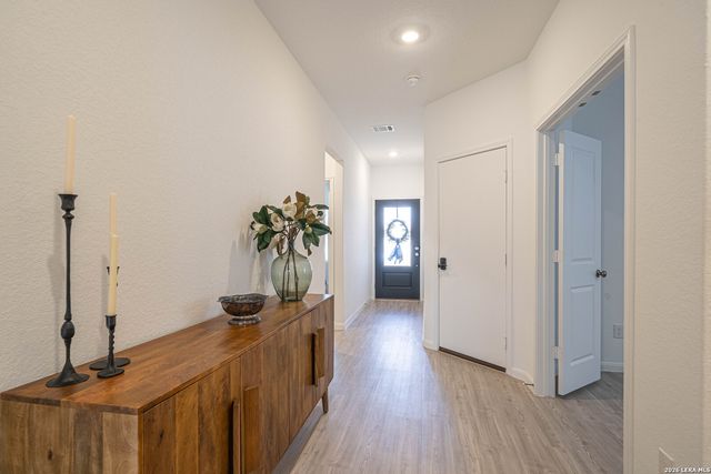 31832 Christmas Rose, Bulverde, TX 78163
