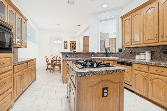 8619 Royalbrook Court, Dallas, TX 75243