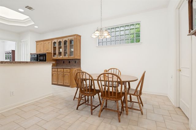 8619 Royalbrook Court, Dallas, TX 75243