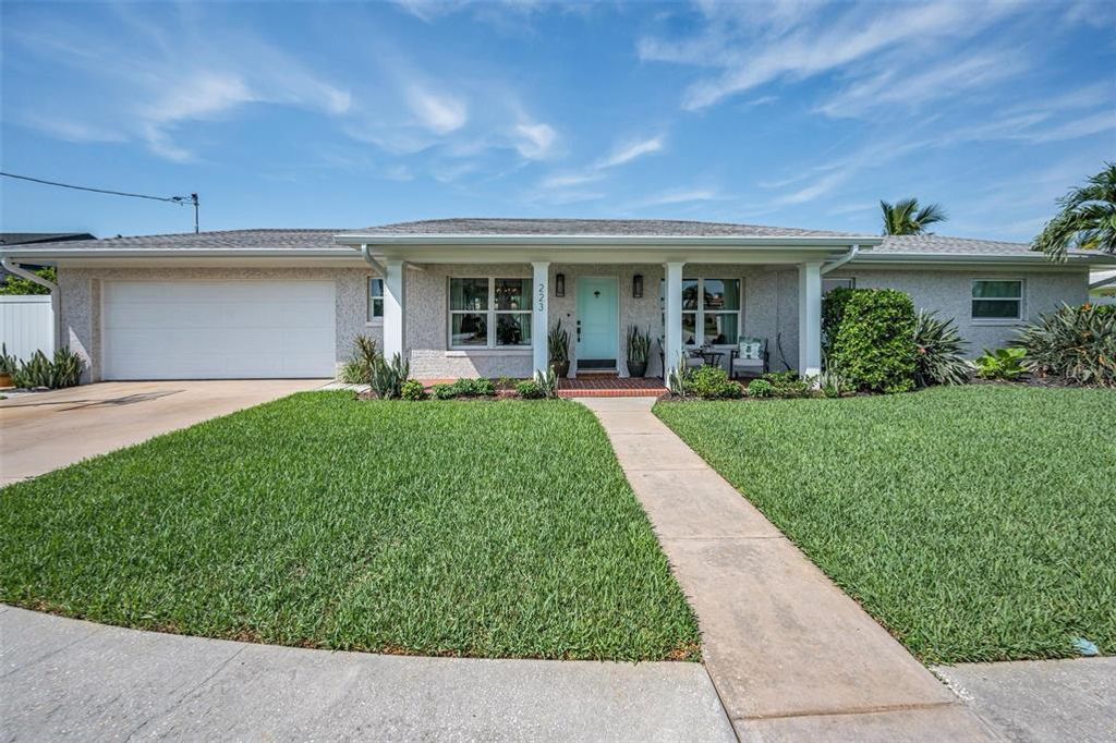 223 HOWARD DRIVE, Belleair Beach, FL 33786
