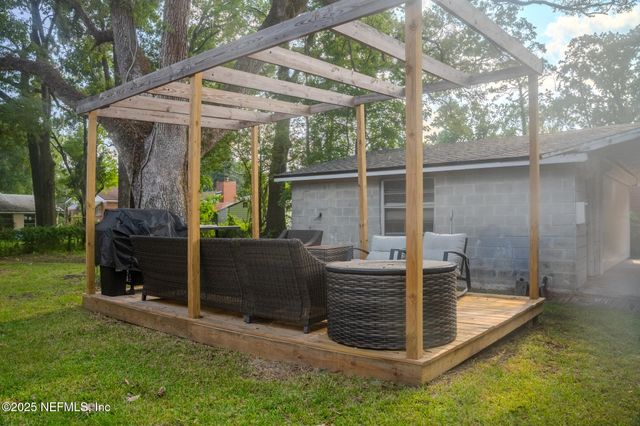 5256 ROYCE Avenue, Jacksonville, FL 32205