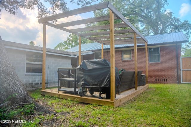 5256 ROYCE Avenue, Jacksonville, FL 32205