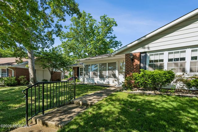 1261A Argyll Circle, Lakewood, NJ 08701