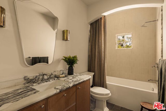330 7th Street, Santa Monica, CA 90402