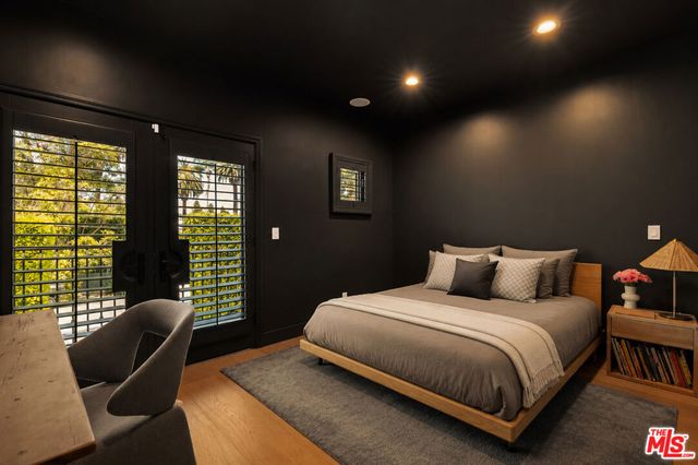 330 7th Street, Santa Monica, CA 90402