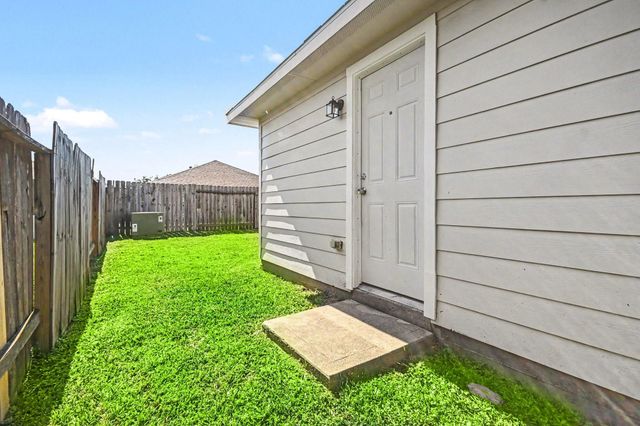 13923 Marners Court, Houston, TX 77014