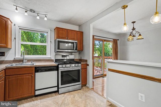 987 SUMMER HILL DR, Gambrills, MD 21054