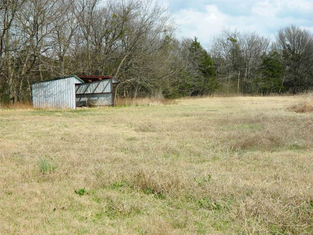 110 S Bois D Arc Street, Bailey, TX 75452