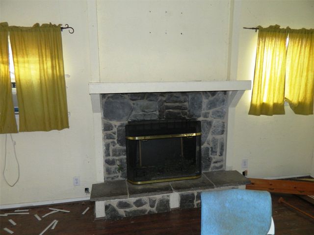 110 S Bois D Arc Street, Bailey, TX 75452