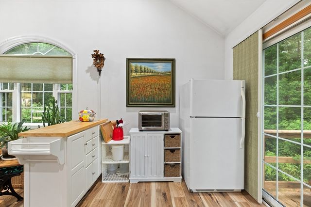 82 Norton Rd, North Attleboro, MA 02760