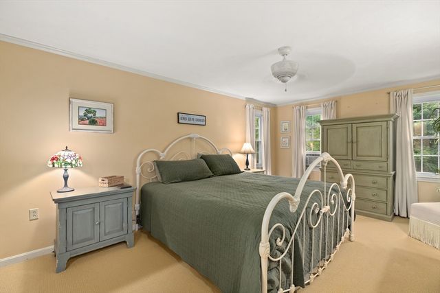 82 Norton Rd, North Attleboro, MA 02760