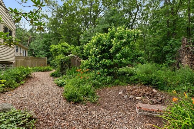 82 Norton Rd, North Attleboro, MA 02760