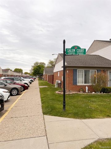 25647 Salem 102, Roseville, MI 48066