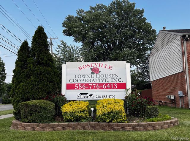 25647 Salem 102, Roseville, MI 48066