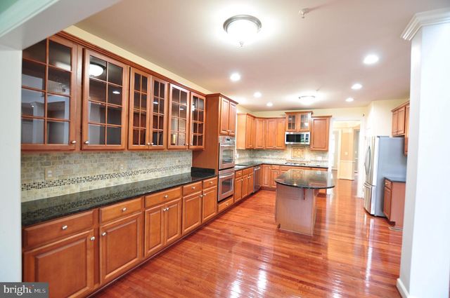 23011 SYCAMORE FARM DR, Clarksburg, MD 20871