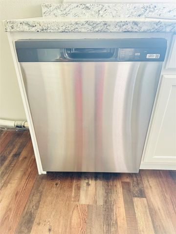 821 W Church Street, Grand Prairie, TX 75050