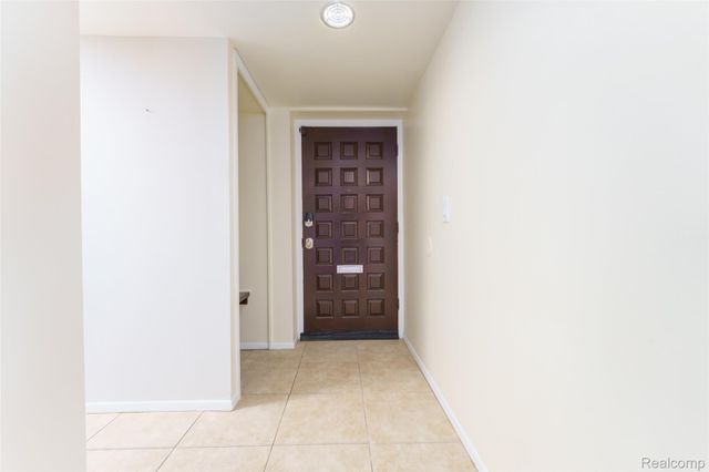 18417 University Park Drive, Livonia, MI 48152