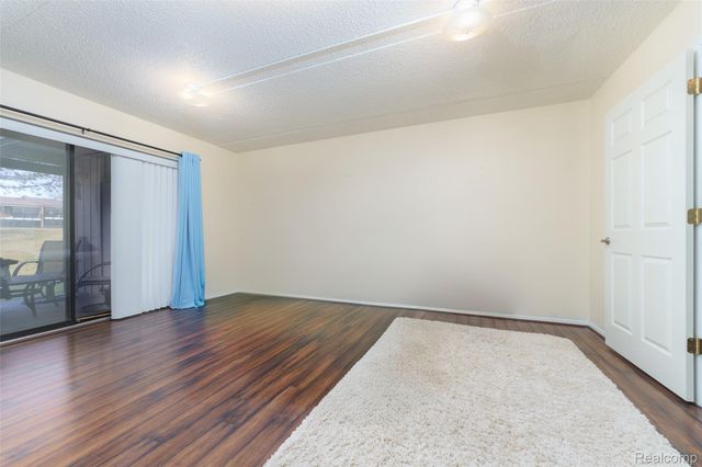 18417 University Park Drive, Livonia, MI 48152