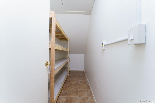 18417 University Park Drive, Livonia, MI 48152