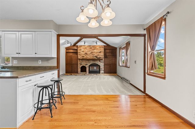 2620 Brookland Drive NE, Cedar Rapids, IA 52402
