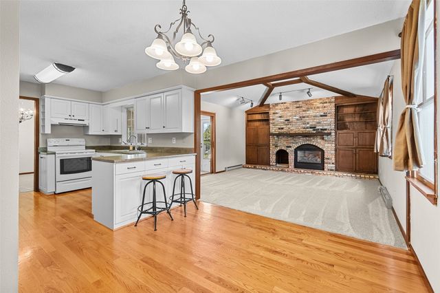 2620 Brookland Drive NE, Cedar Rapids, IA 52402
