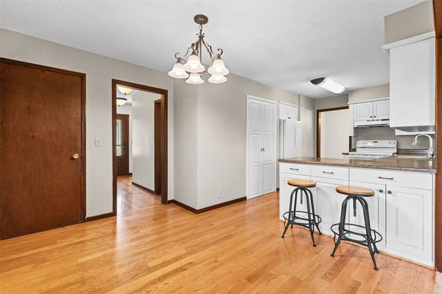 2620 Brookland Drive NE, Cedar Rapids, IA 52402