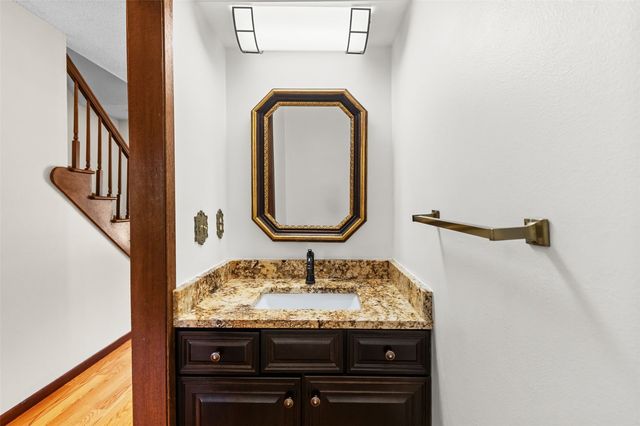 2620 Brookland Drive NE, Cedar Rapids, IA 52402