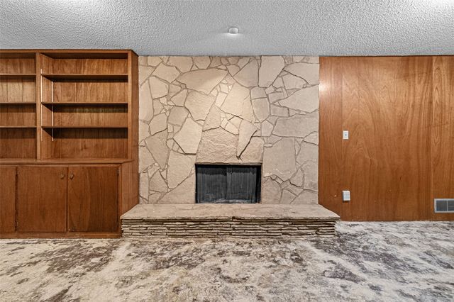 2620 Brookland Drive NE, Cedar Rapids, IA 52402