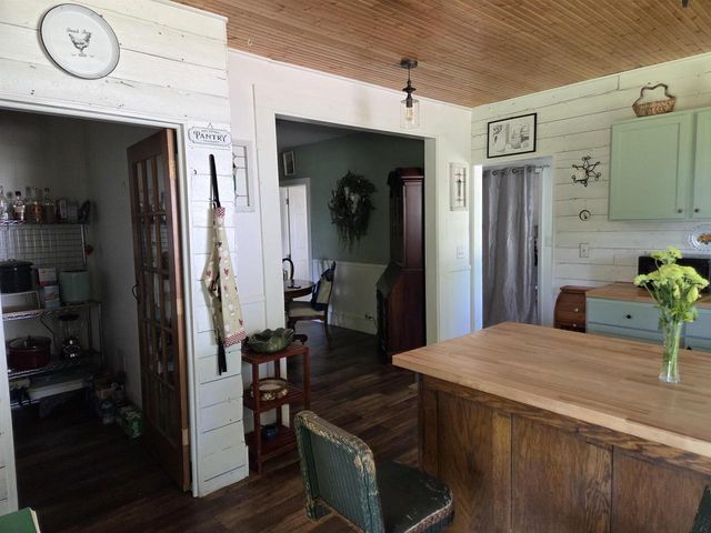 W3064 Piper Road, Whitewater, WI 53190