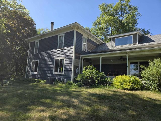 W3064 Piper Road, Whitewater, WI 53190