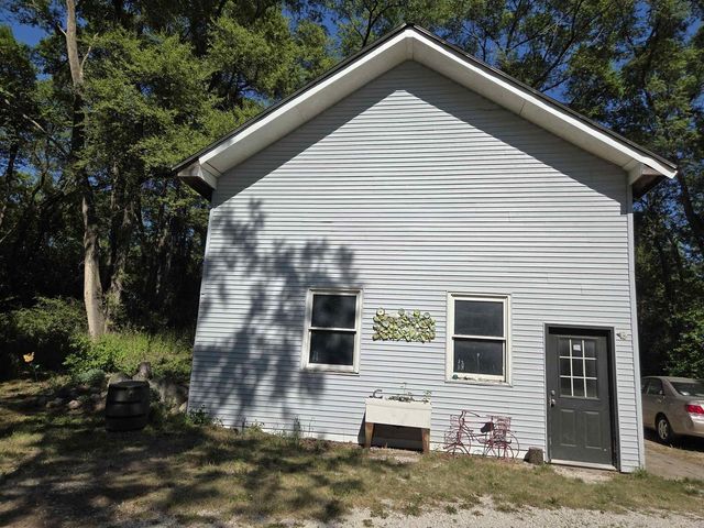 W3064 Piper Road, Whitewater, WI 53190