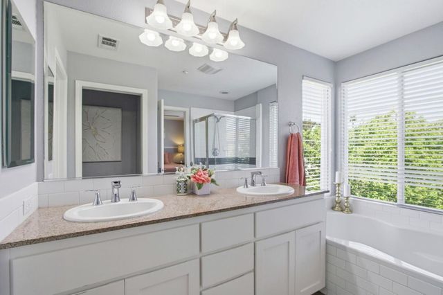 248 Vista Roma Way, San Jose, CA 95136