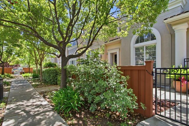 248 Vista Roma Way, San Jose, CA 95136