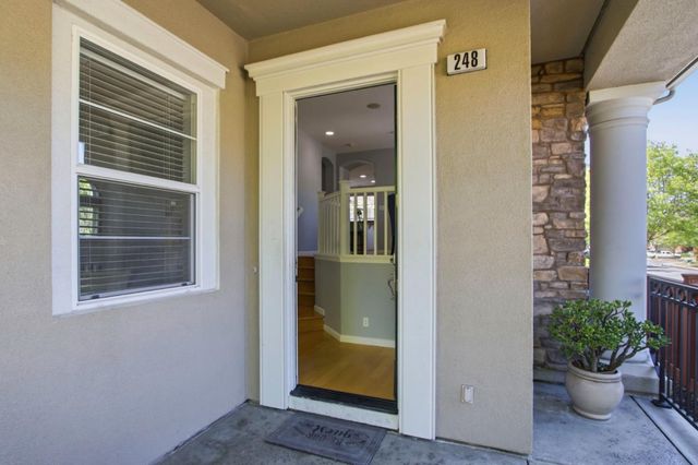 248 Vista Roma Way, San Jose, CA 95136