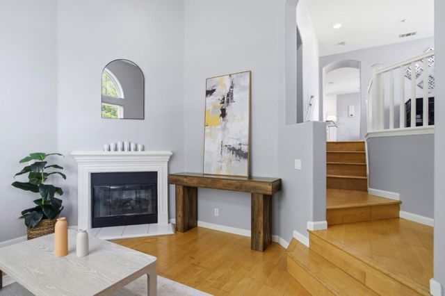 248 Vista Roma Way, San Jose, CA 95136