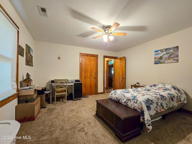 520 Lake Road, Hertford, NC 27944
