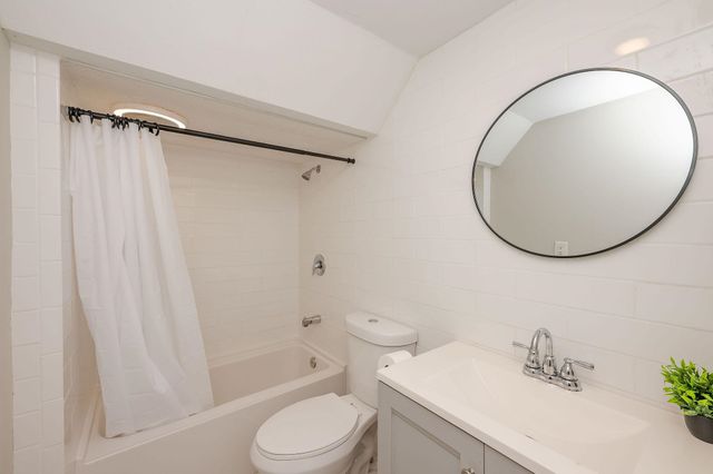 44 Burns Hill Road, Wilton, NH 03086