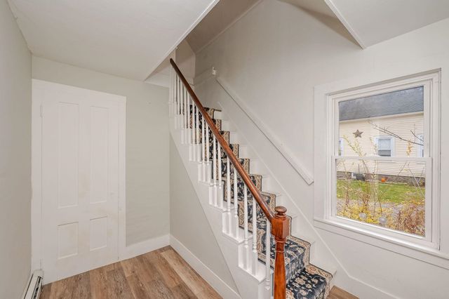 44 Burns Hill Road, Wilton, NH 03086